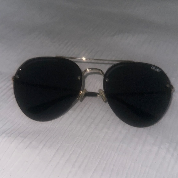 Quay Australia oversized round sunglasses - Picture 1 of 2